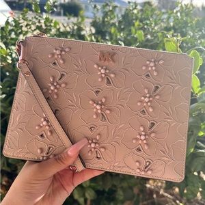 Michael Kors Wristlet Clutch